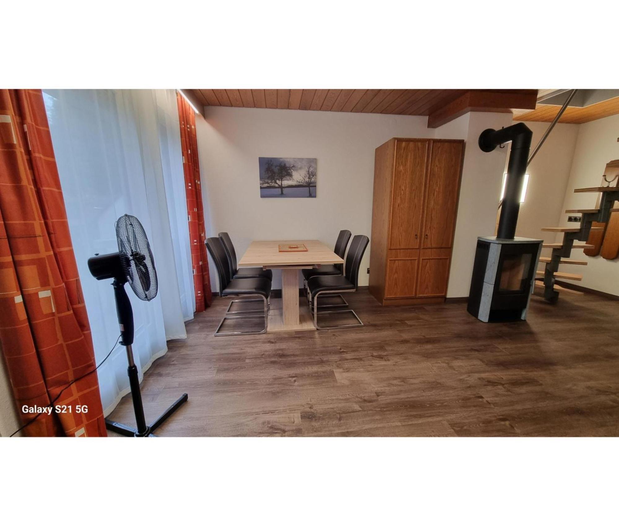 Haus Erika Ferienwohnung 2 Бад Тайнах-Цафелщайн Екстериор снимка